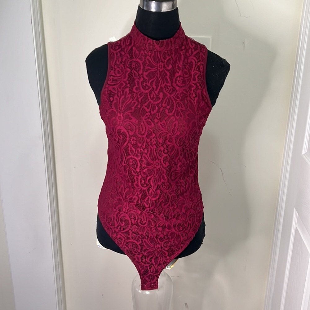 Express Lace & Sheer Cute  Bodysuit Size Small